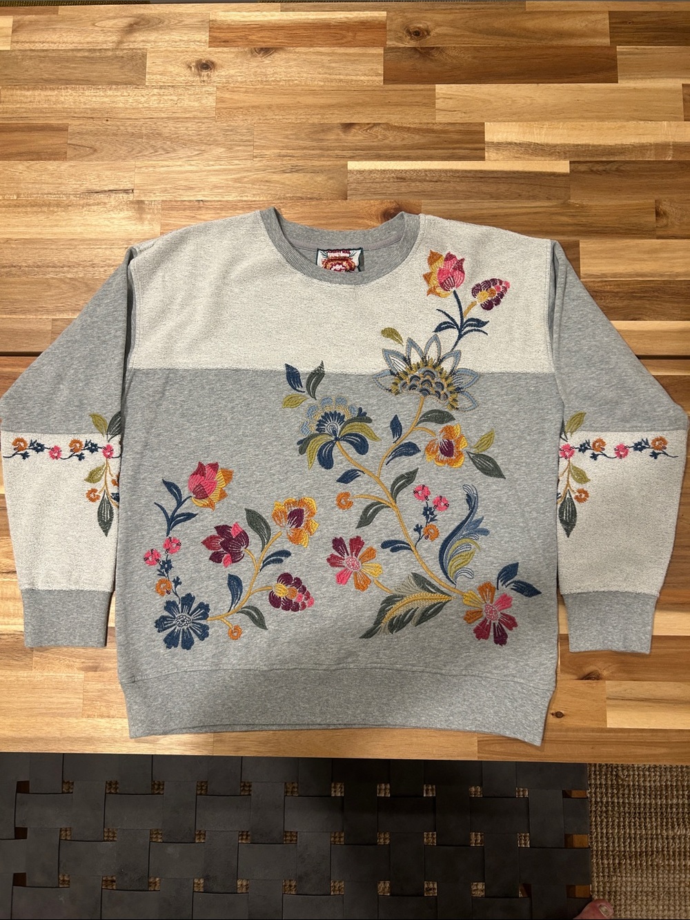 Johnny Was Gray Floral Embroidered Crewneck Sweater - Gray